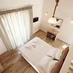 公寓 佩特拉西娅公寓 卡拉马塔