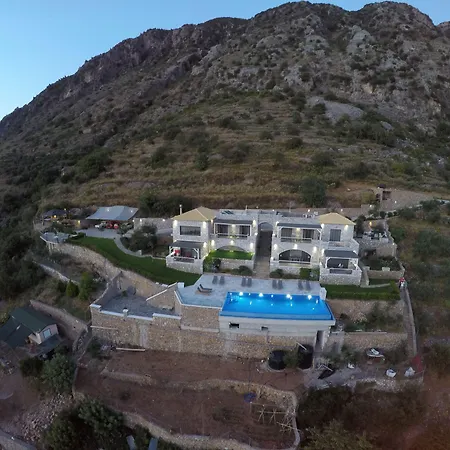 Petra Thea * Kalamata