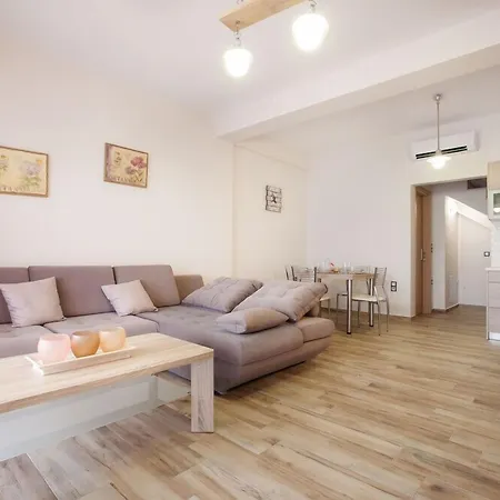 Lejlighed Petra Thea *