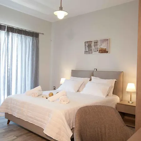 Petra Thea Apartment *
