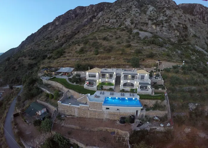 Petra Thea * Kalamata